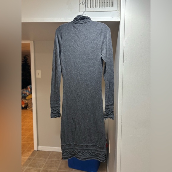Athleta Sawtooth Gray Cable Knit Long Sleeve Dress Size Small - Picture 9 of 9
